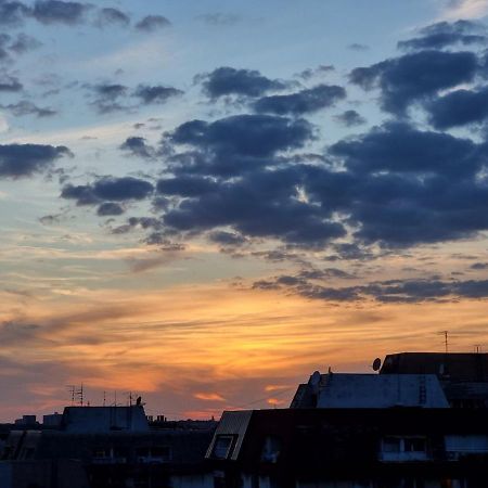 Appartamento Sunset Belgrado Esterno foto